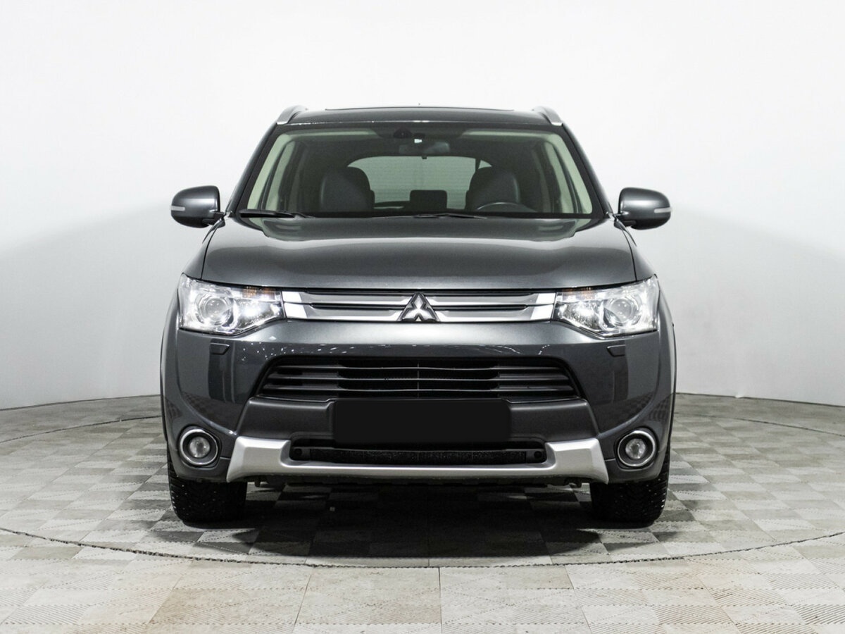 Mitsubishi Outlander б/у, 2014, Автоматическая. Фото: #1