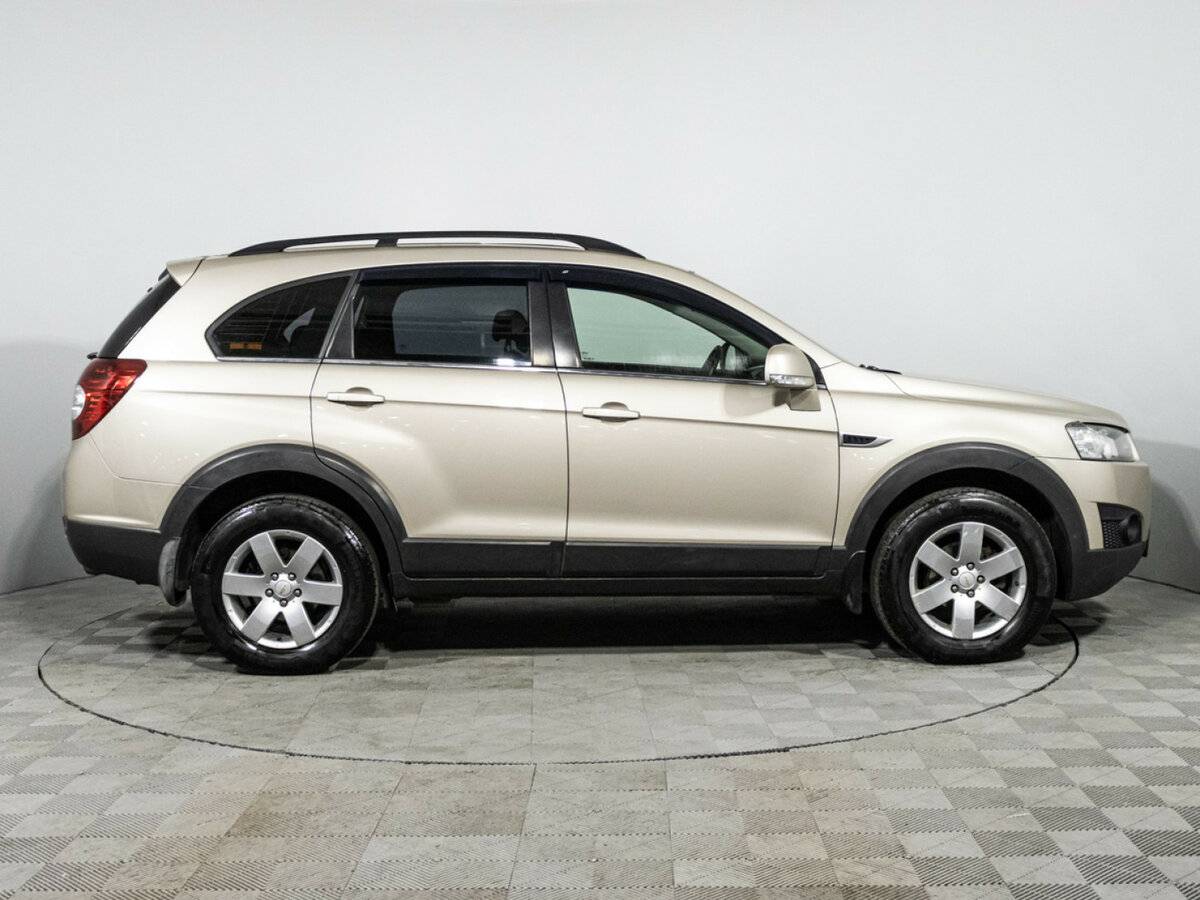 Chevrolet Captiva б/у, 2012, Автоматическая. Фото: #3