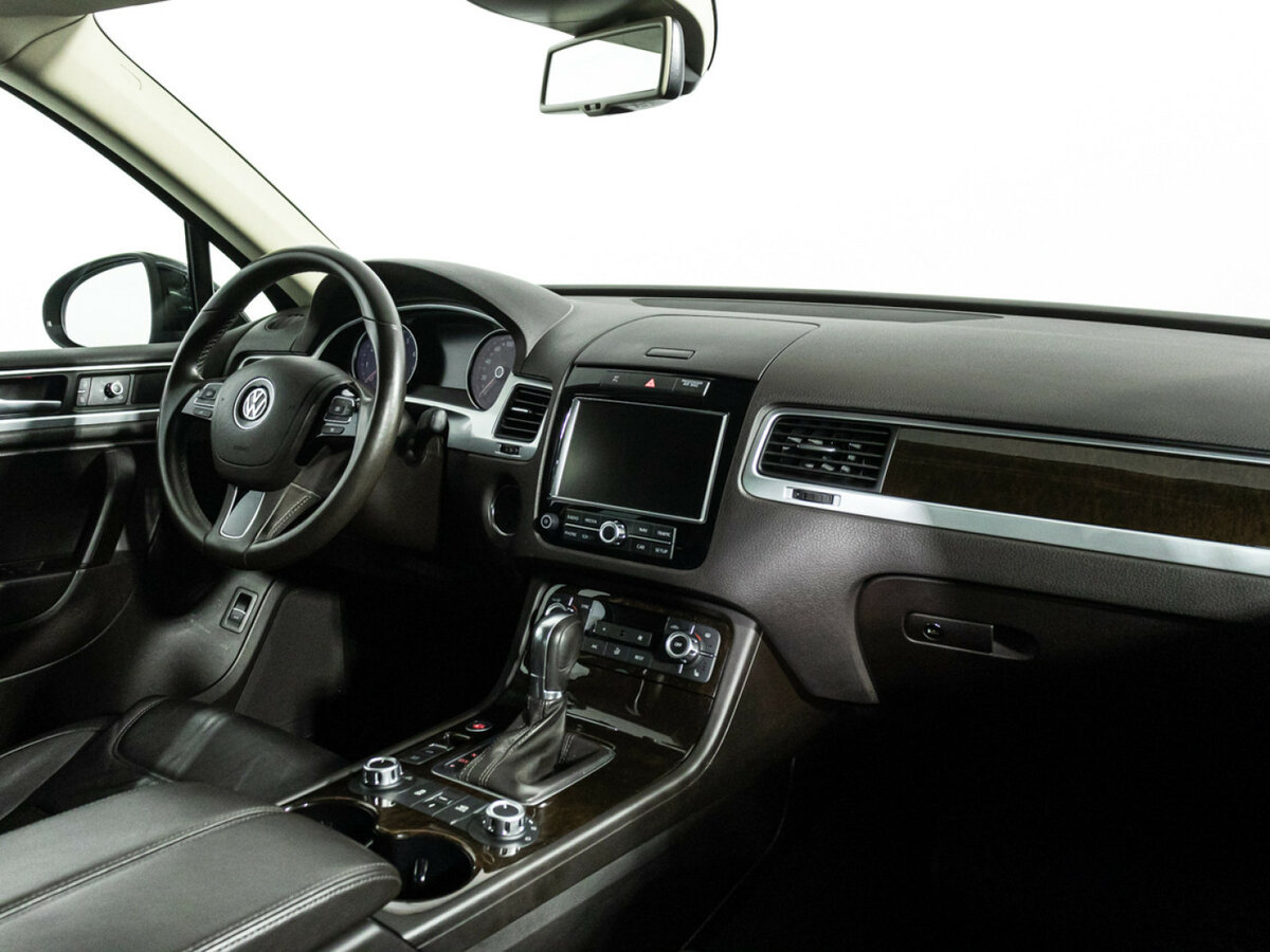 Volkswagen Touareg б/у, 2014, Автоматическая. Фото: #7