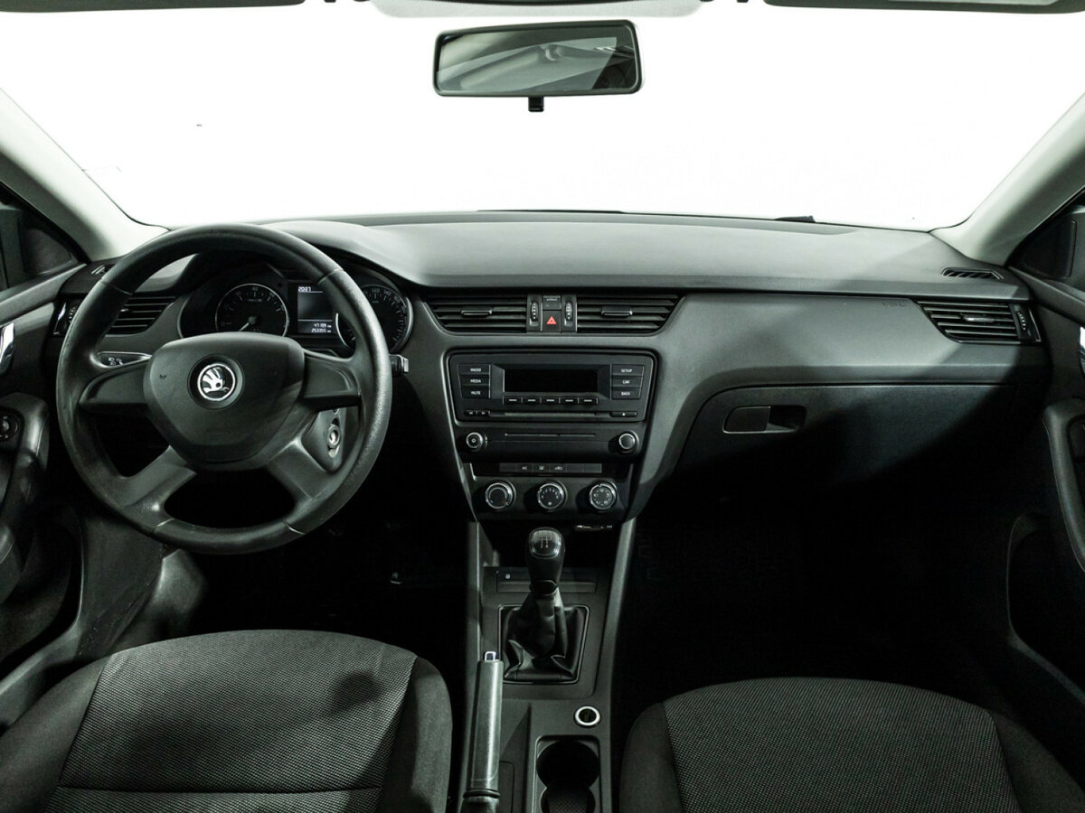 Skoda Octavia б/у, 2014, Механическая. Фото: #10