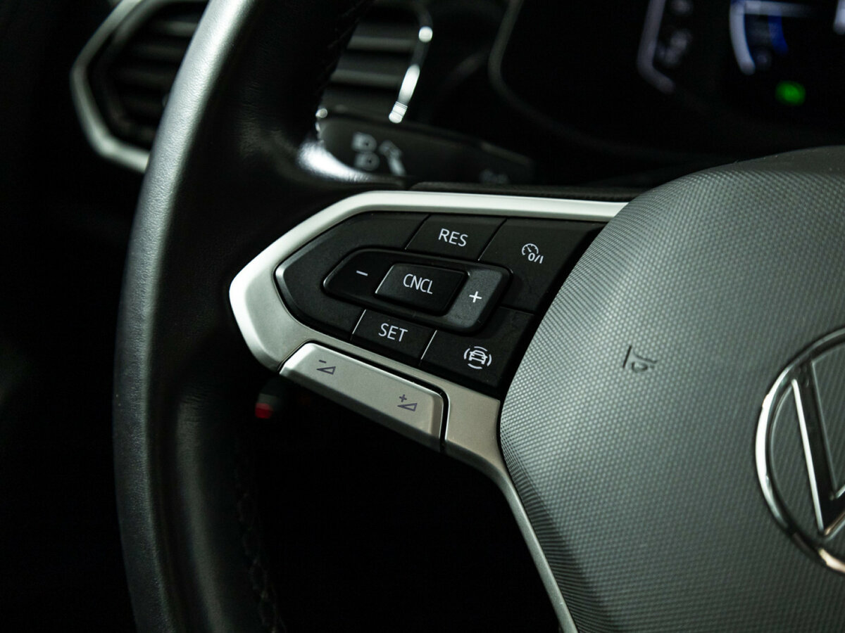 Volkswagen Polo б/у, 2022, Роботизированная. Фото: #14