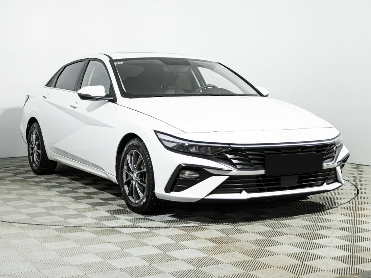 Hyundai Elantra б/у, 2023, Вариатор. Фото: #2