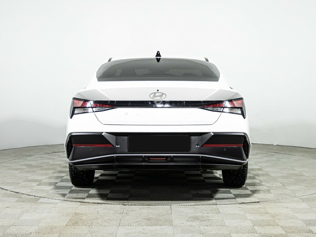 Hyundai Elantra б/у, 2023, Вариатор. Фото: #5