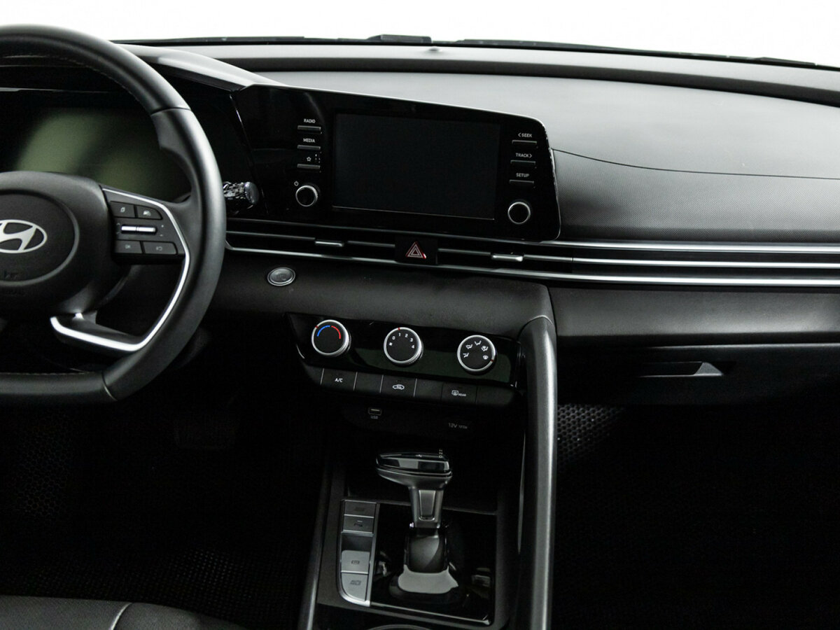 Hyundai Elantra б/у, 2023, Вариатор. Фото: #13