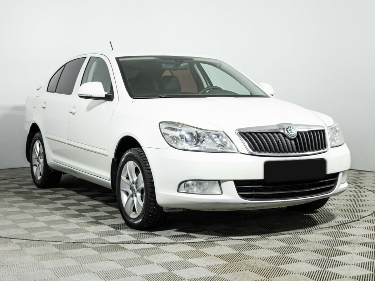 Skoda Octavia б/у, 2012, Автоматическая. Фото: #2
