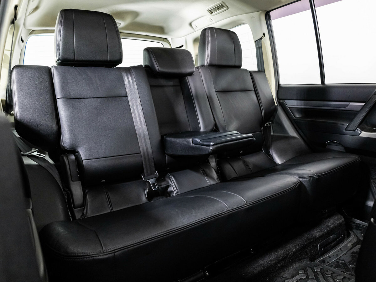 Mitsubishi Pajero б/у, 2017, Автоматическая. Фото: #24