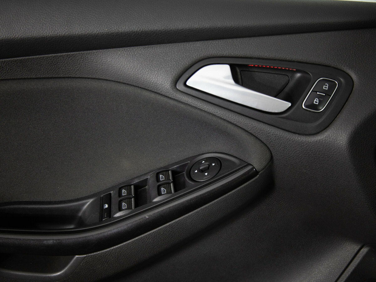 Ford Focus б/у, 2016, Автоматическая. Фото: #17