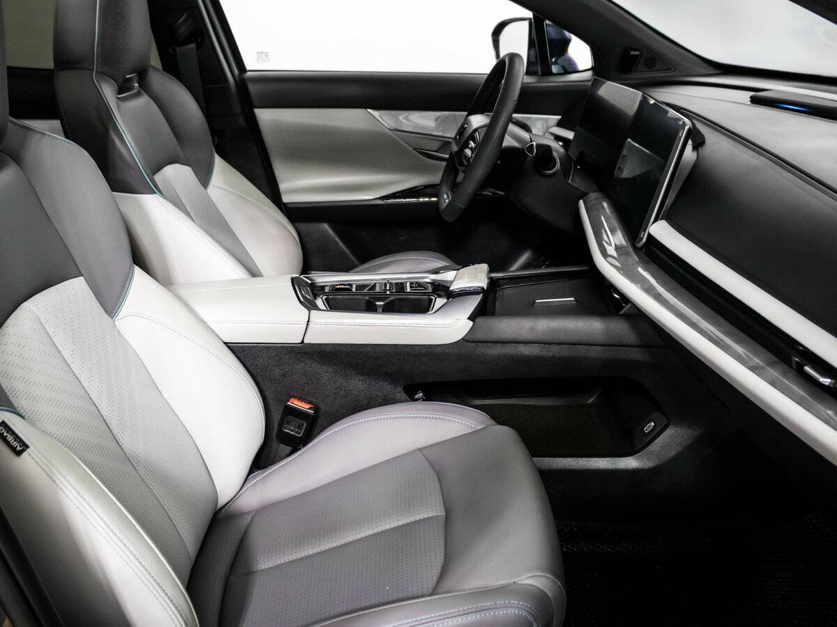 Changan UNI-T б/у, 2023, Роботизированная. Фото: #9