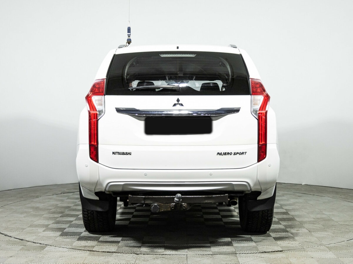 Mitsubishi Pajero Sport б/у, 2018, Автоматическая. Фото: #4