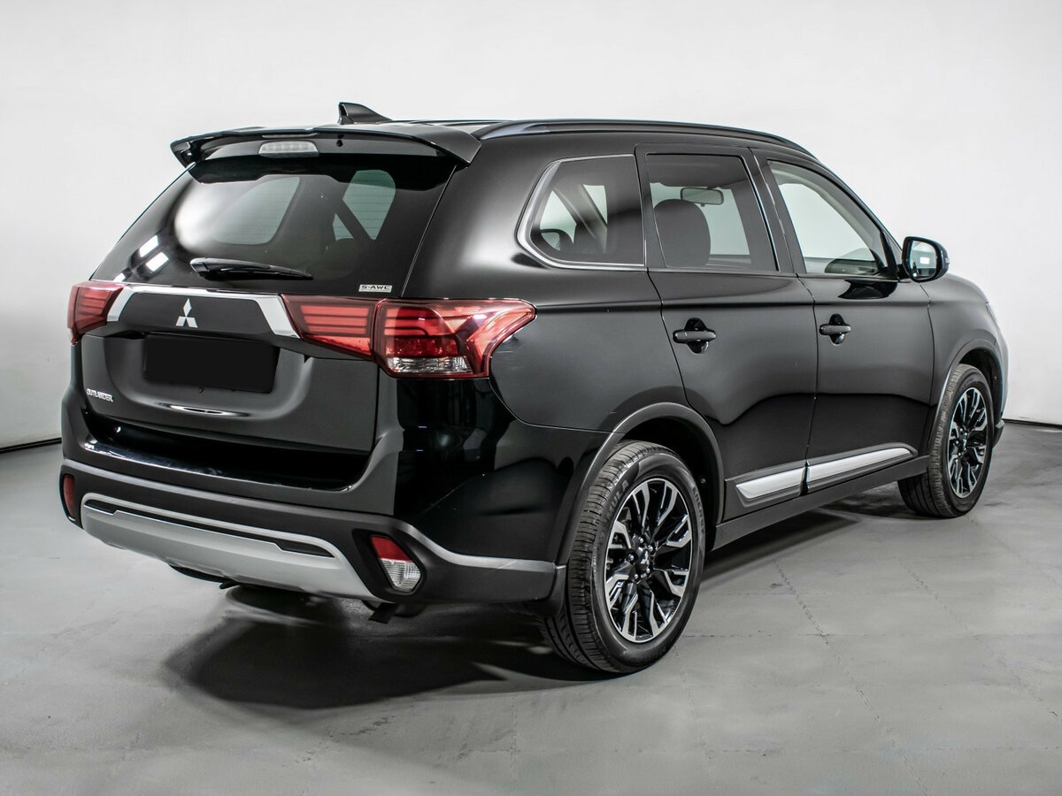 Mitsubishi Outlander б/у, 2022, Вариатор. Фото: #4