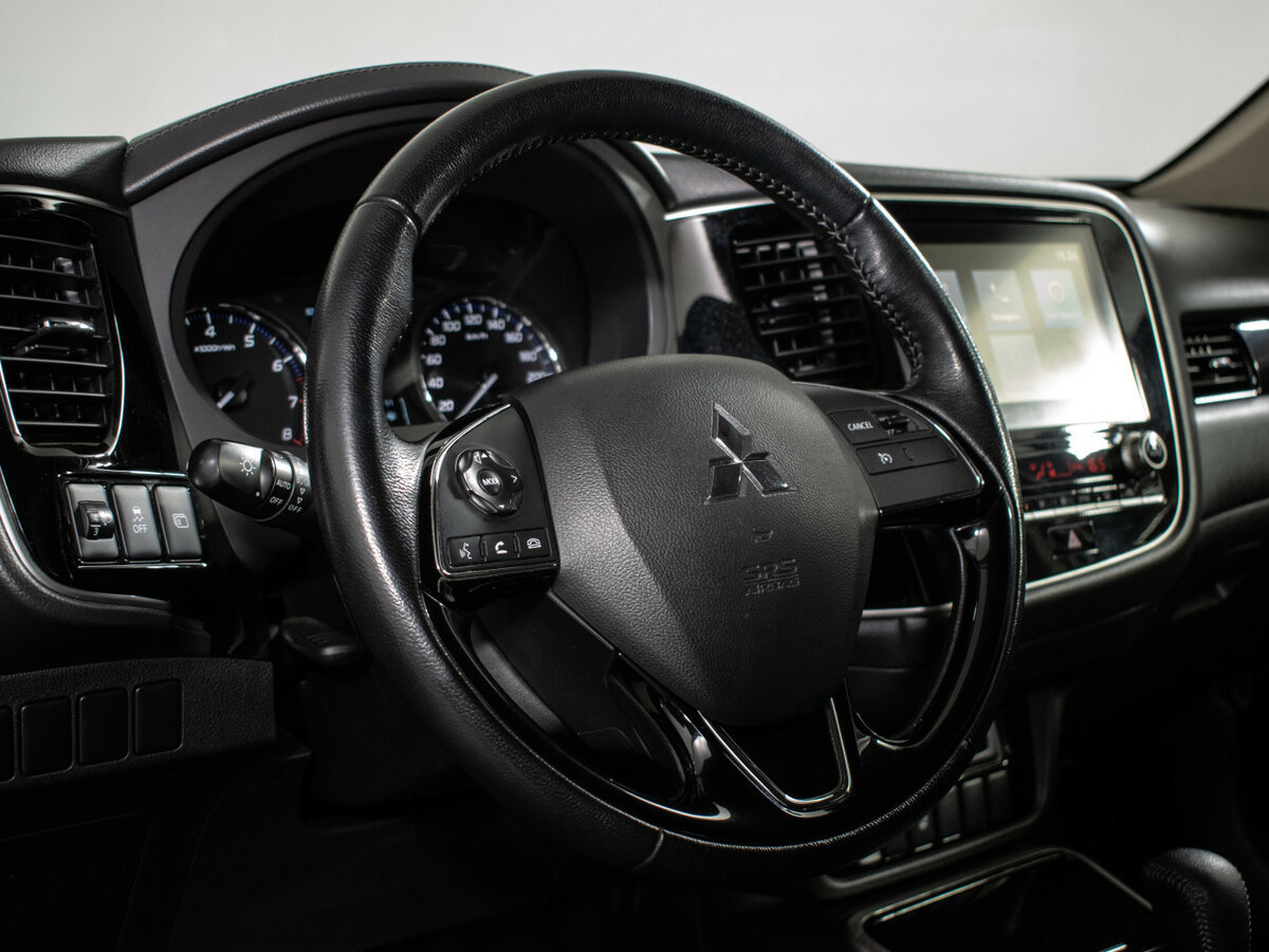 Mitsubishi Outlander б/у, 2022, Вариатор. Фото: #13