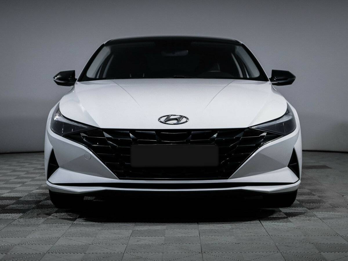 Hyundai Elantra б/у, 2023, Вариатор. Фото: #1