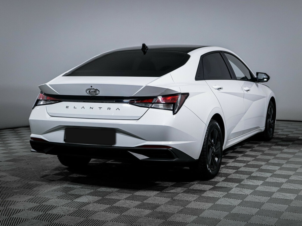 Hyundai Elantra б/у, 2023, Вариатор. Фото: #4