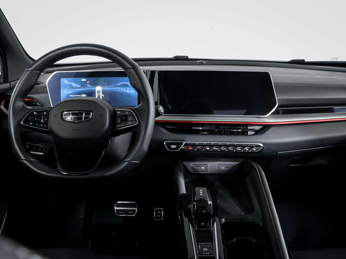 Geely Coolray б/у, 2024, Роботизированная. Фото: #8