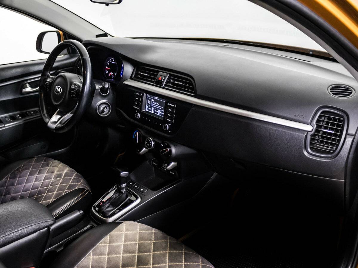 Kia Rio б/у, 2017, Автоматическая. Фото: #10