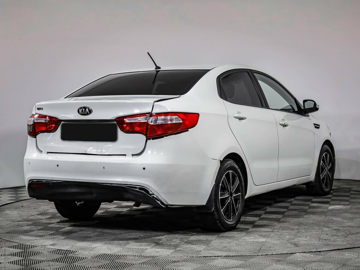 Kia Rio б/у, 2013, Автоматическая. Фото: #3