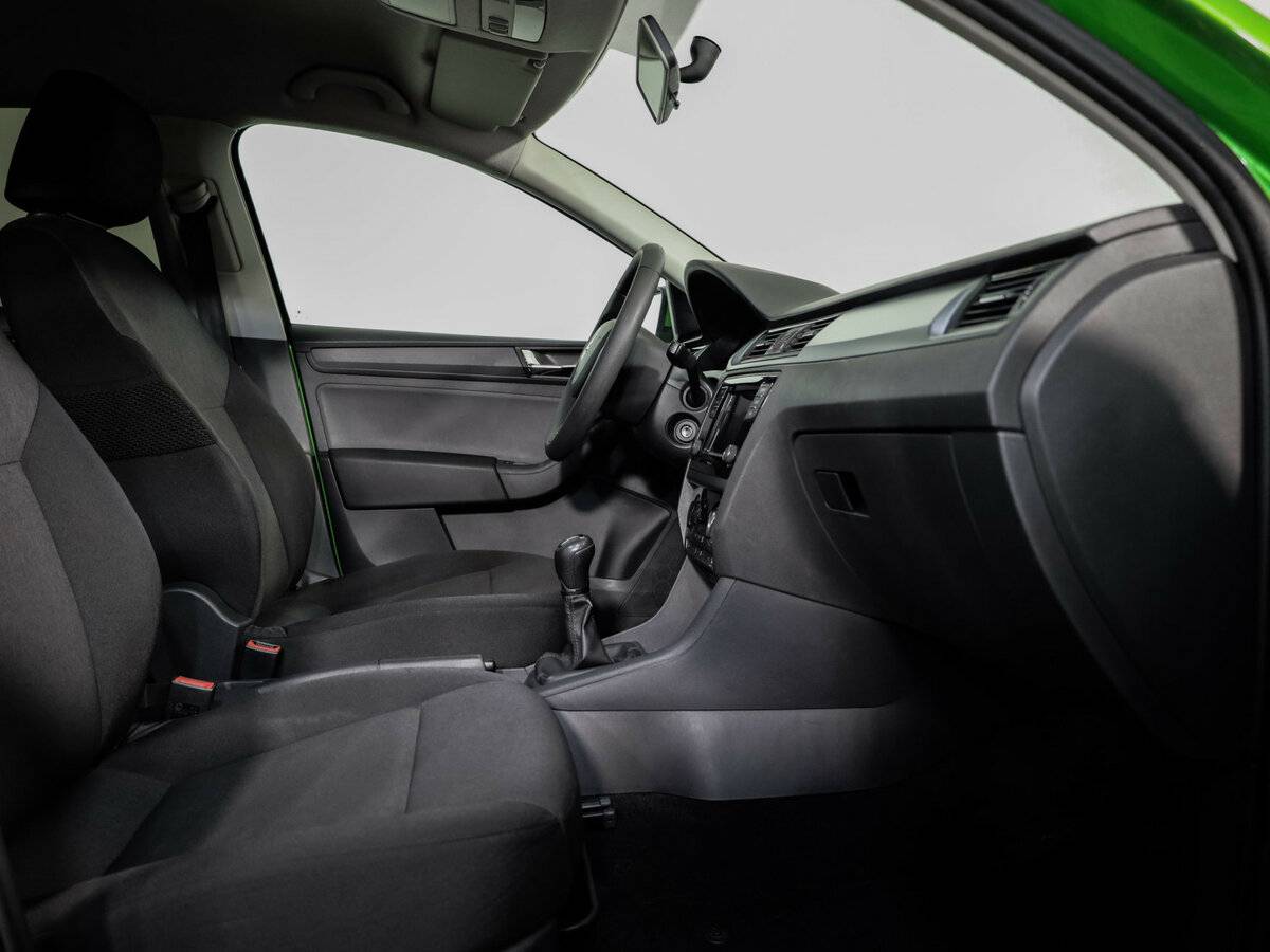 Skoda Rapid б/у, 2018, Механическая. Фото: #15