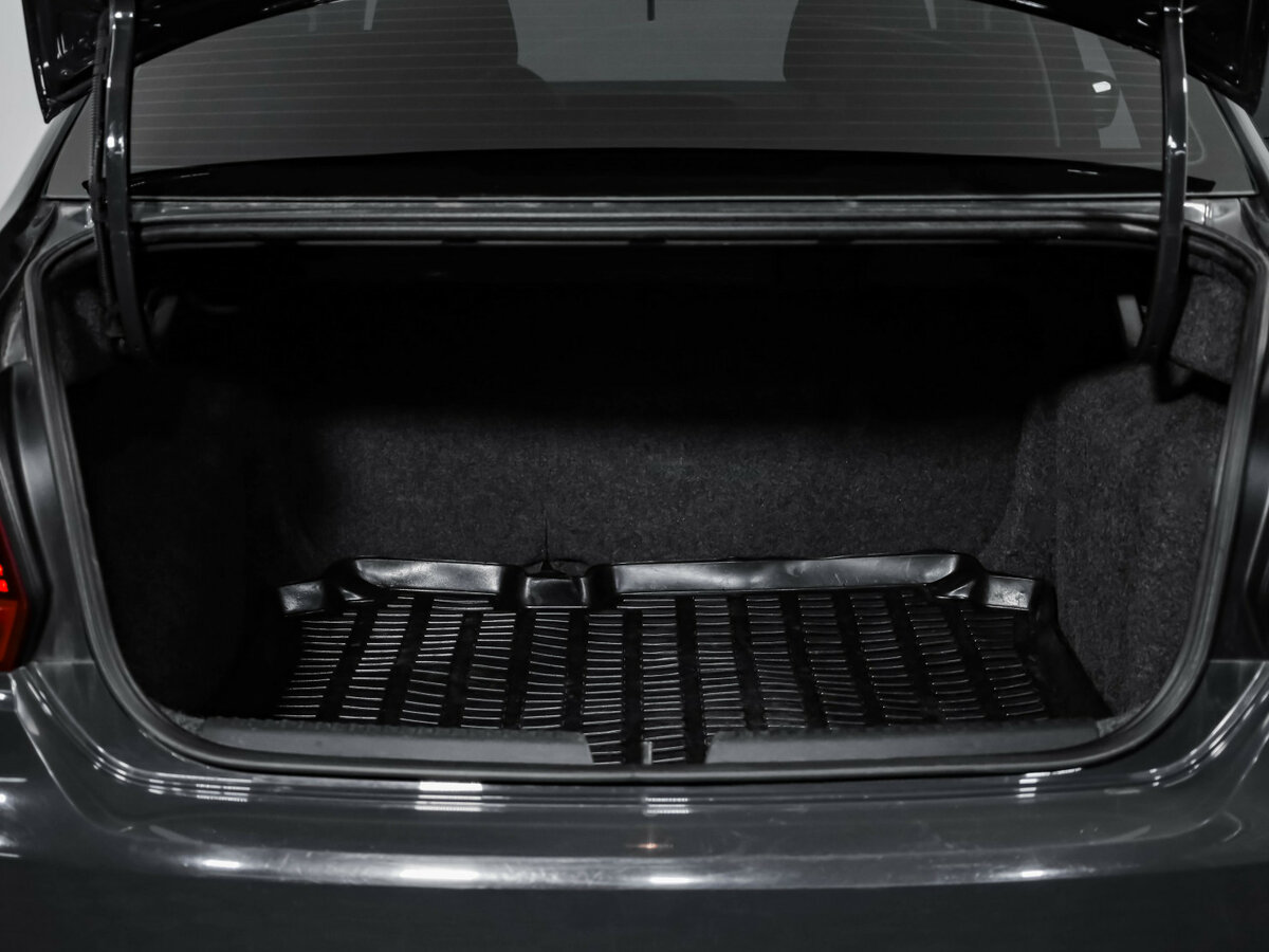 Volkswagen Polo б/у, 2018, Механическая. Фото: #19