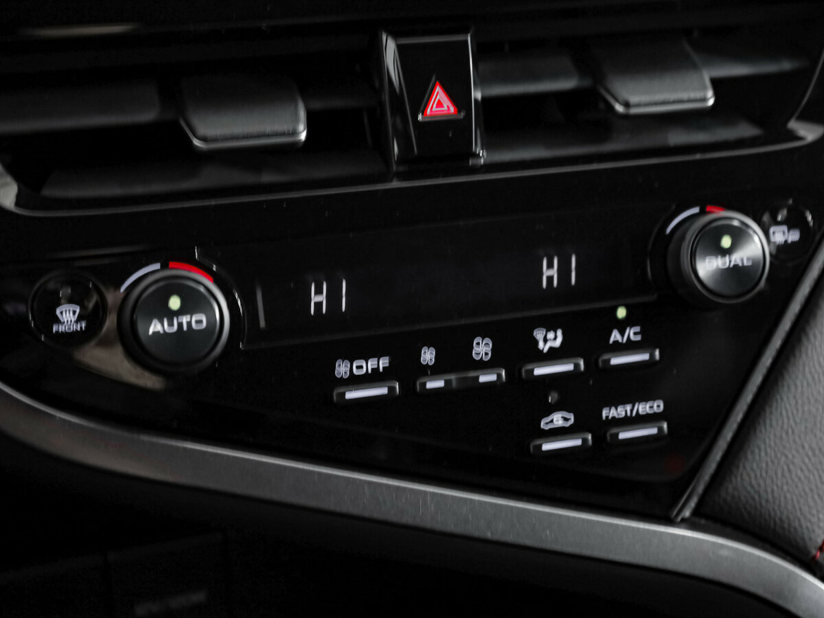 Toyota Camry б/у, 2021, Автоматическая. Фото: #15