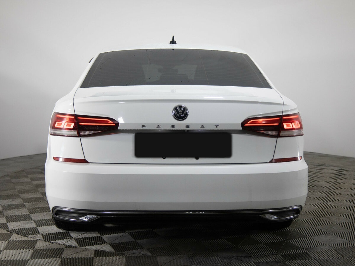 Volkswagen Passat б/у, 2020, Роботизированная. Фото: #4