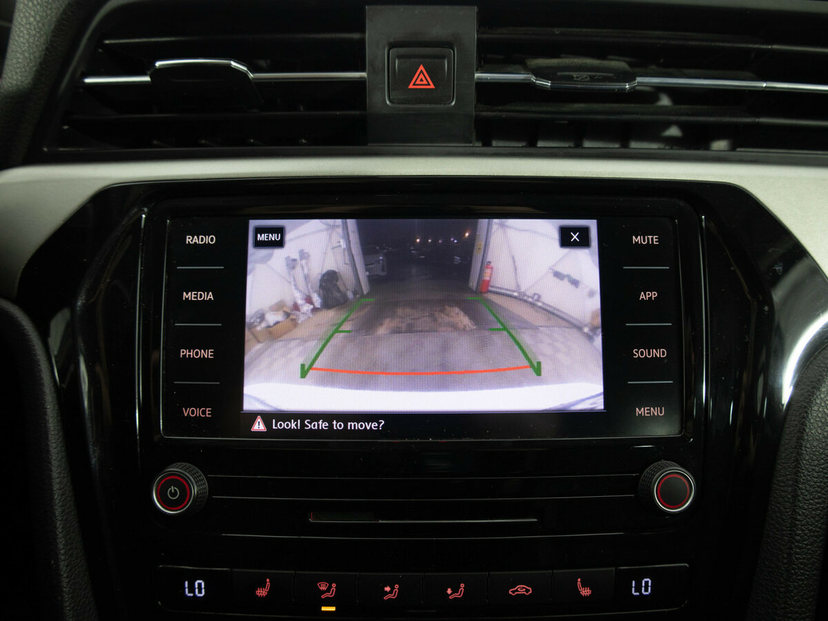 Volkswagen Passat б/у, 2020, Роботизированная. Фото: #12