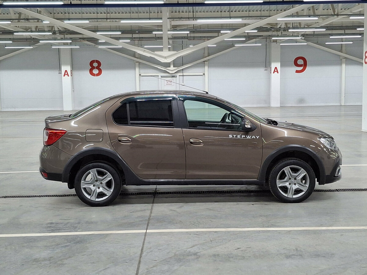 Рено Логан б/у, 2020, Автоматическая. Фото: #3