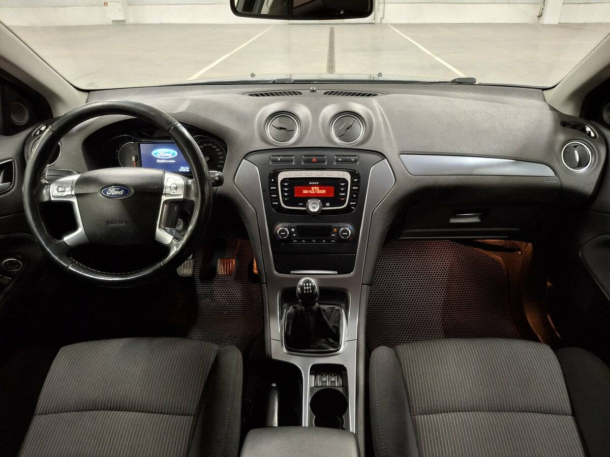 Ford Mondeo б/у, 2013, Механическая. Фото: #11