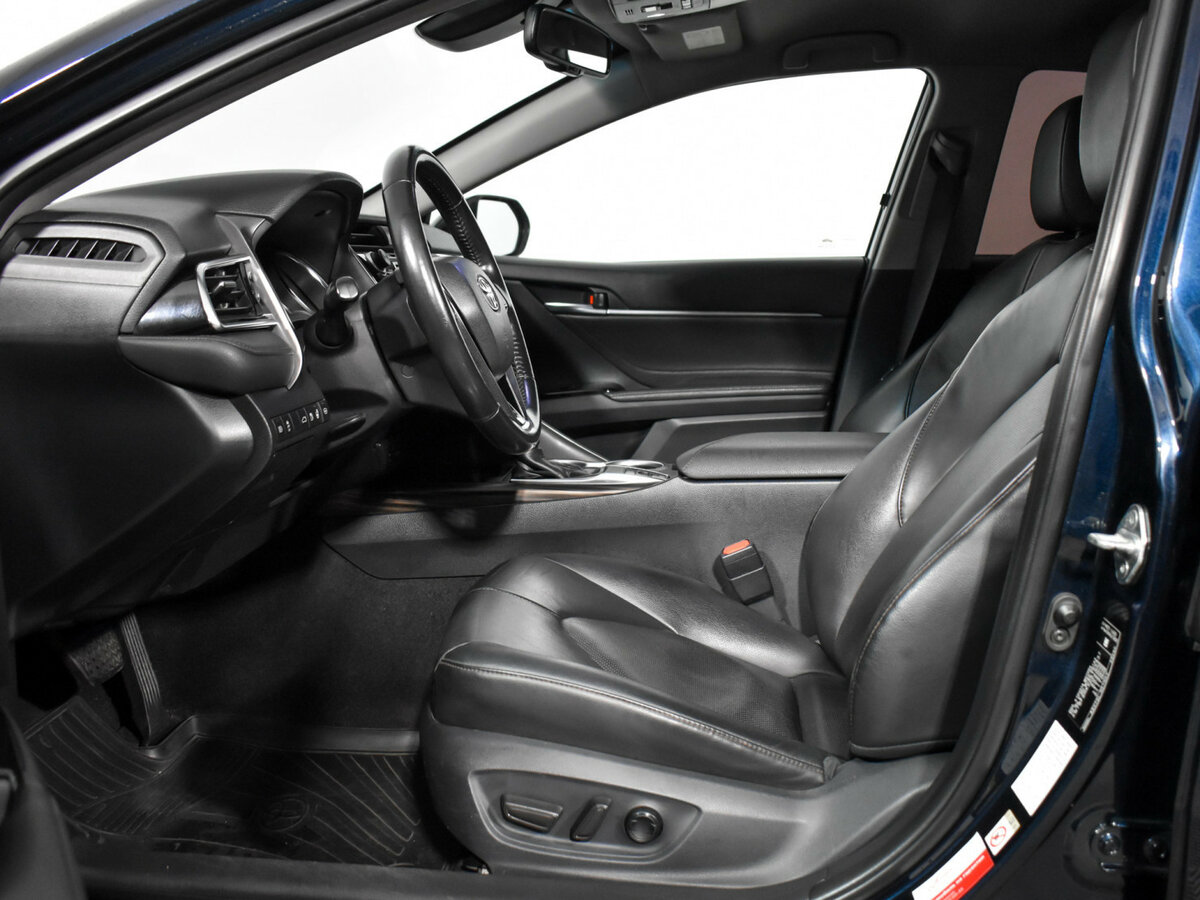 Toyota Camry б/у, 2018, Автоматическая. Фото: #9