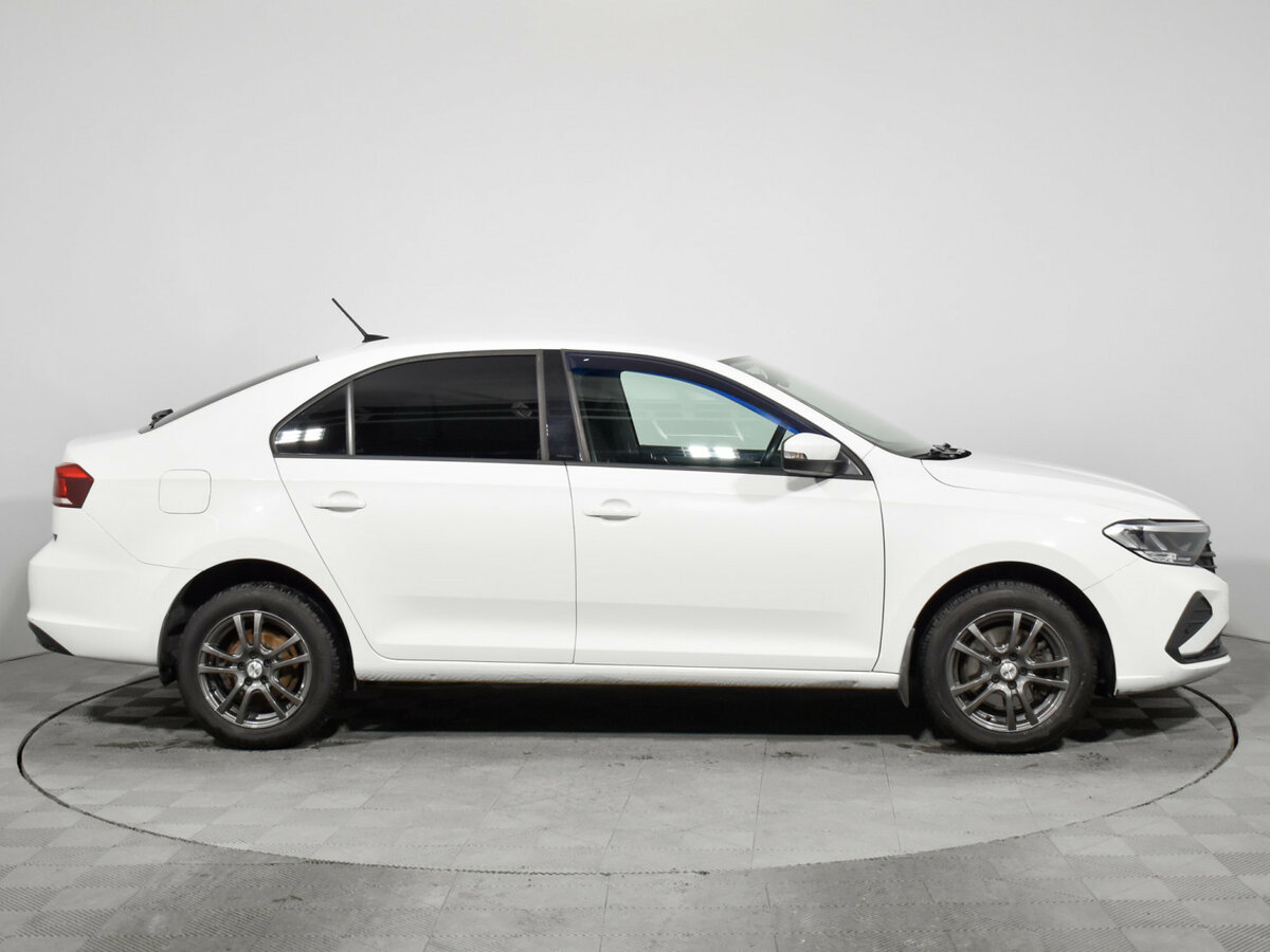 Volkswagen Polo б/у, 2020, Механическая. Фото: #3