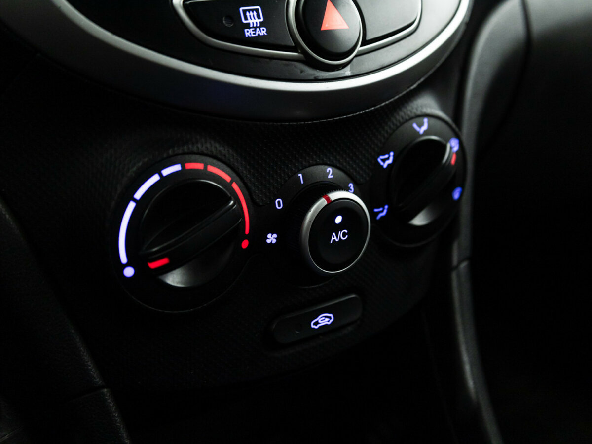 Хендай Солярис б/у, 2012, Автоматическая. Фото: #14