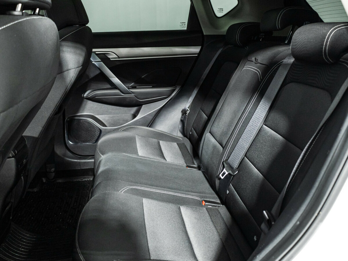 Geely Coolray б/у, 2023, Роботизированная. Фото: #9