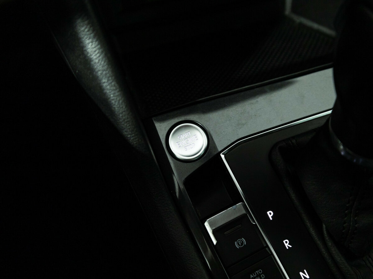 Volkswagen Tiguan б/у, 2018, Роботизированная. Фото: #17