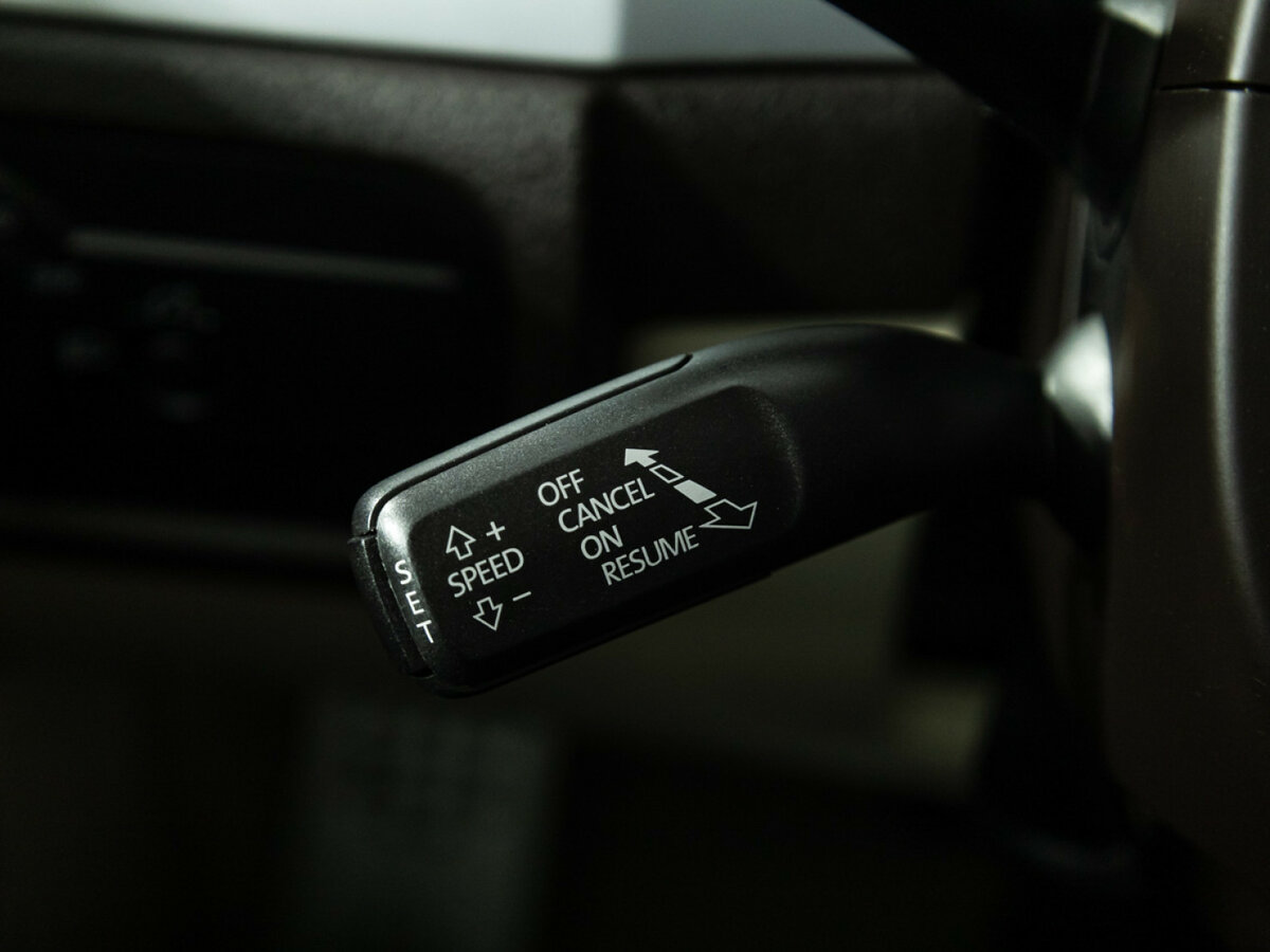 Volkswagen Touareg б/у, 2013, Автоматическая. Фото: #20