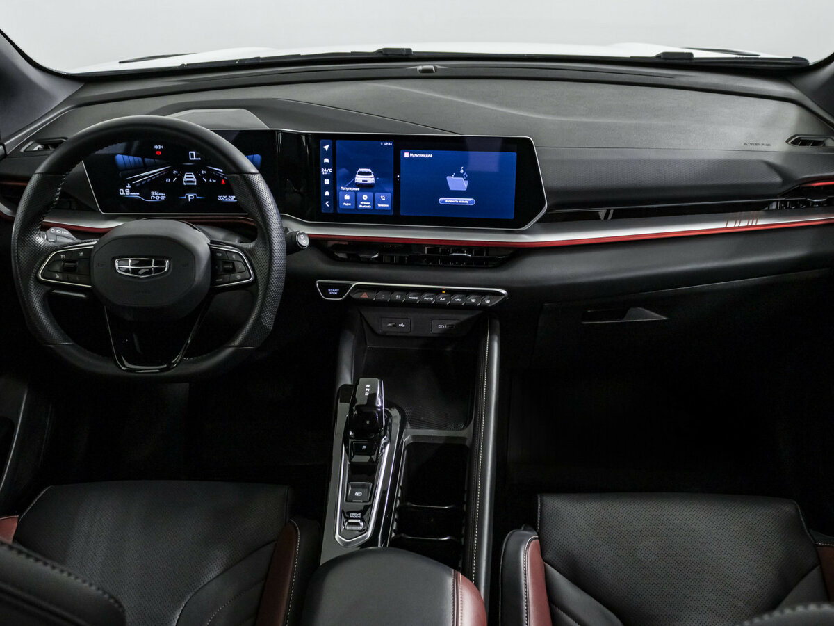 Geely Coolray б/у, 2023, Роботизированная. Фото: #10