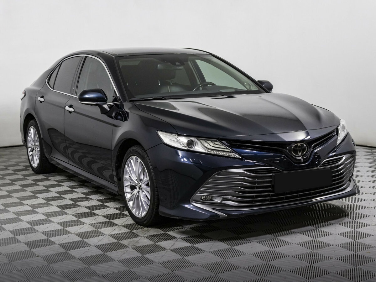 Toyota Camry б/у, 2018, Автоматическая. Фото: #2
