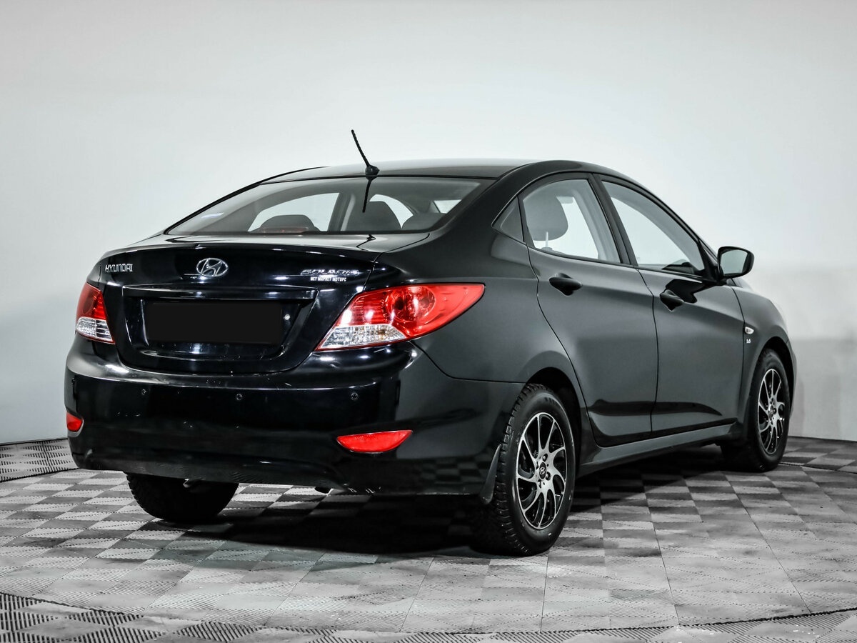 Hyundai Solaris б/у, 2013, Автоматическая. Фото: #4