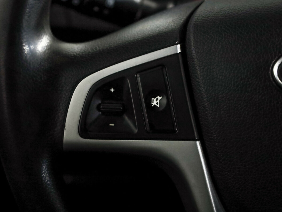 Hyundai Solaris б/у, 2013, Автоматическая. Фото: #12