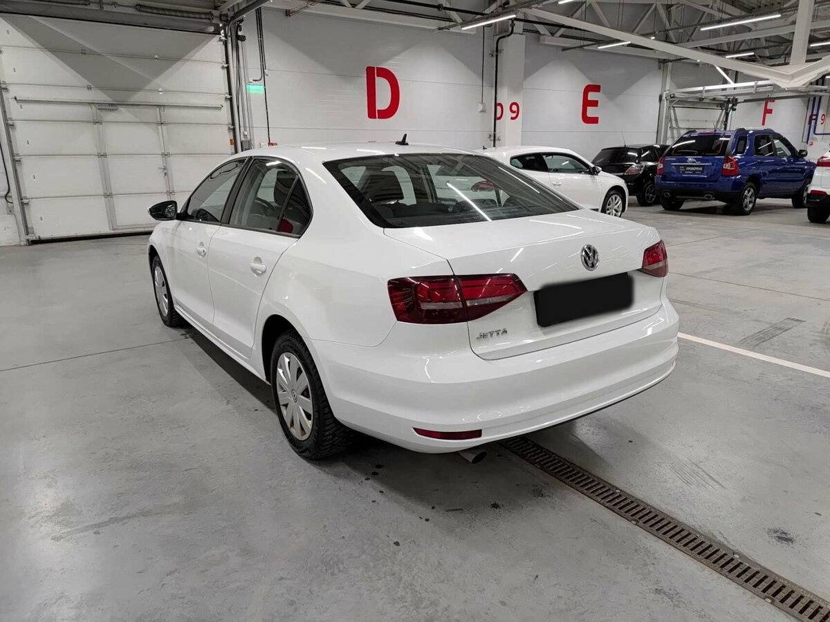 Volkswagen Jetta б/у, 2016, Механическая. Фото: #6