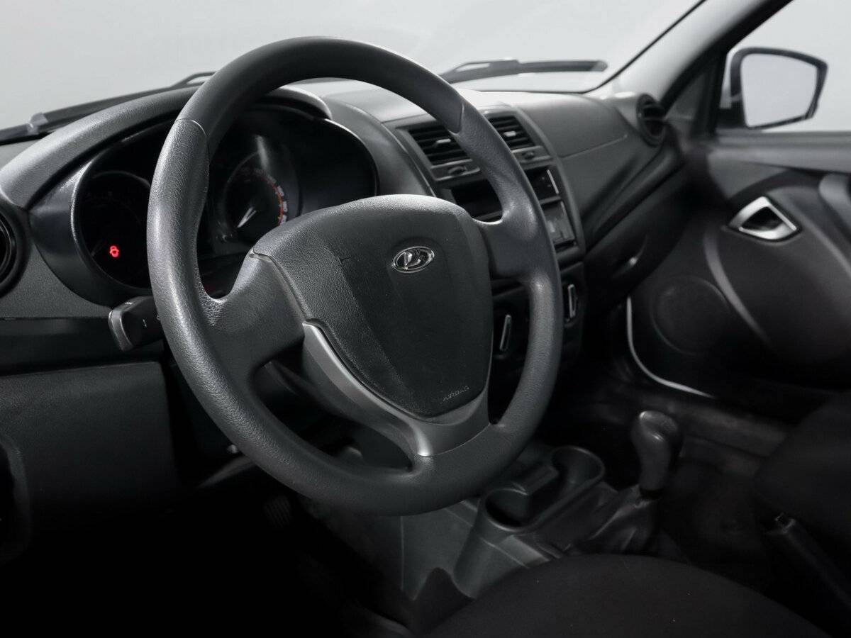 Lada (ВАЗ) Granta б/у, 2023, Механическая. Фото: #11