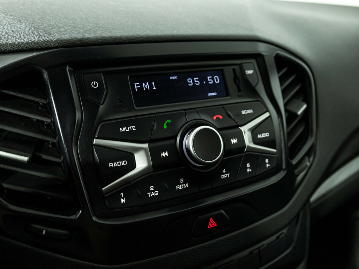 Lada (ВАЗ) Vesta б/у, 2020, Механическая. Фото: #14