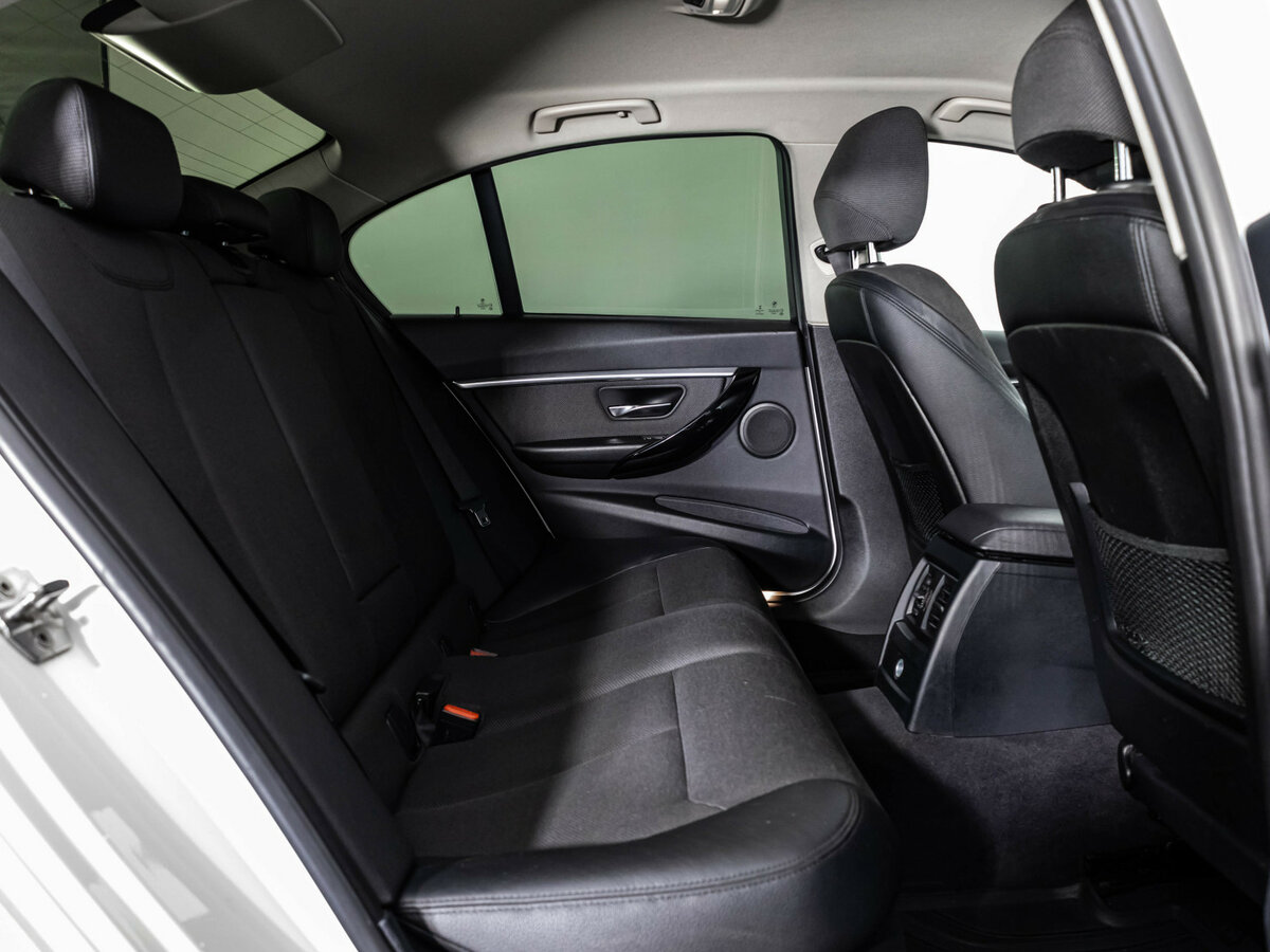 BMW 3 серии б/у, 2016, Автоматическая. Фото: #15