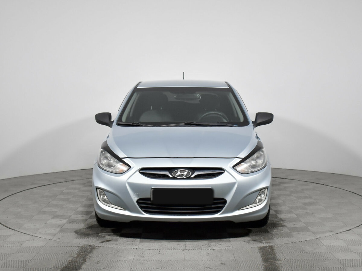Hyundai Solaris б/у, 2014, Механическая. Фото: #1