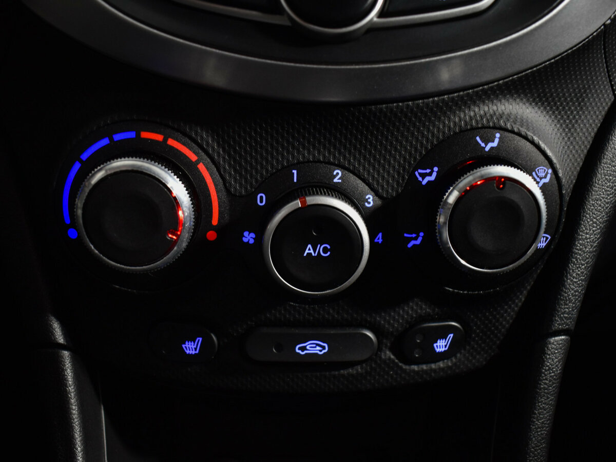 Hyundai Solaris б/у, 2014, Механическая. Фото: #15