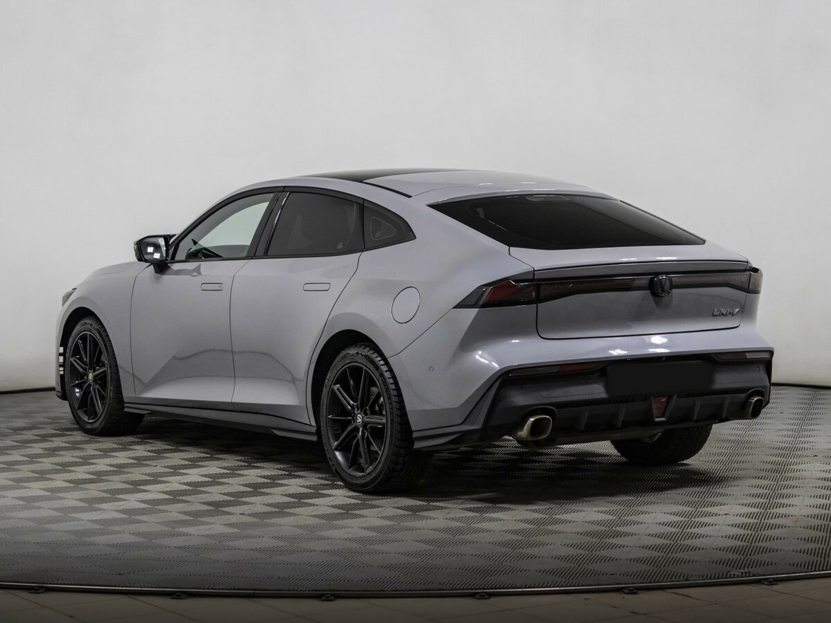 Changan UNI-V б/у, 2023, Роботизированная. Фото: #6