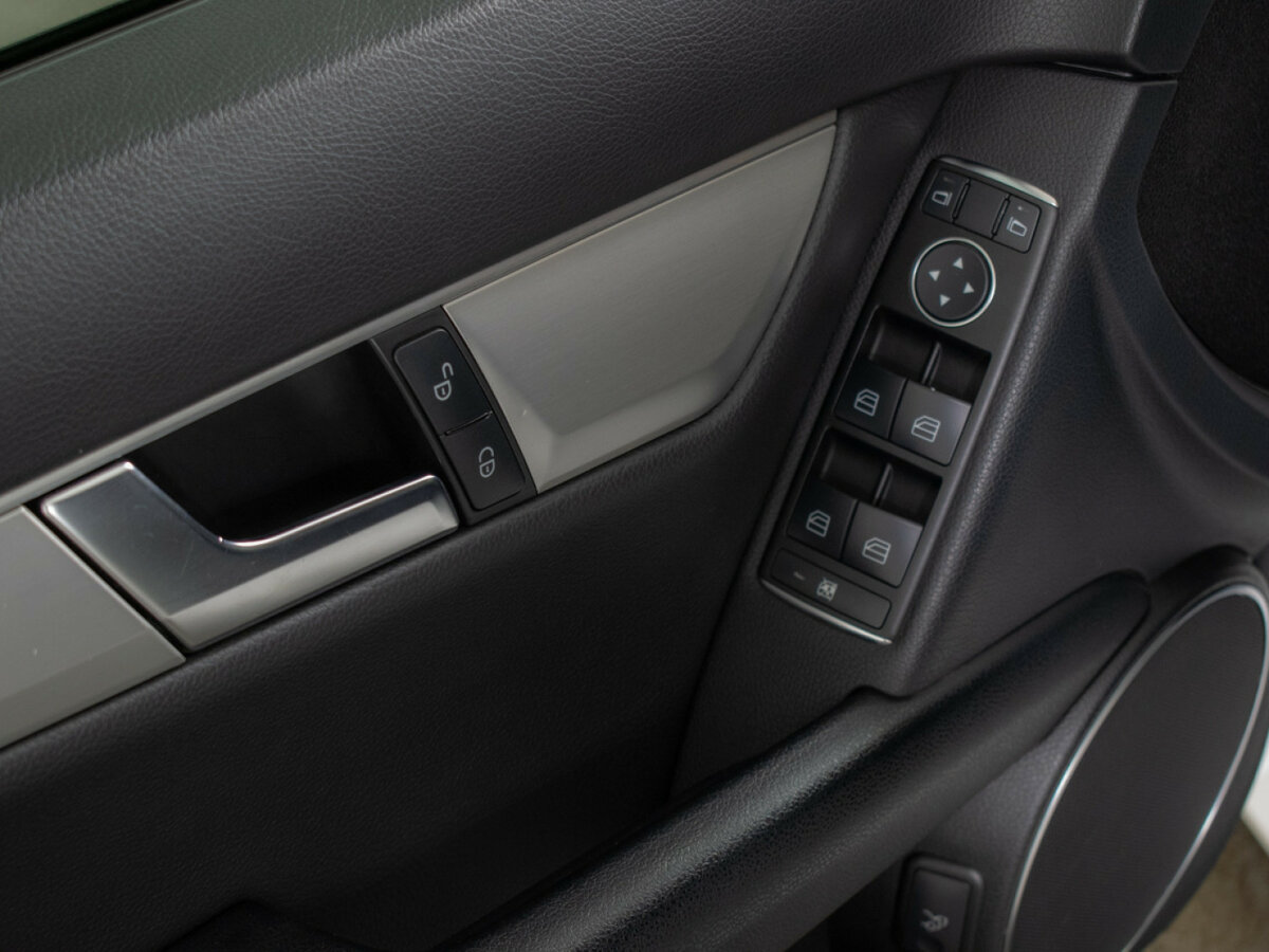 Mercedes-Benz C-Класс б/у, 2013, Автоматическая. Фото: #11