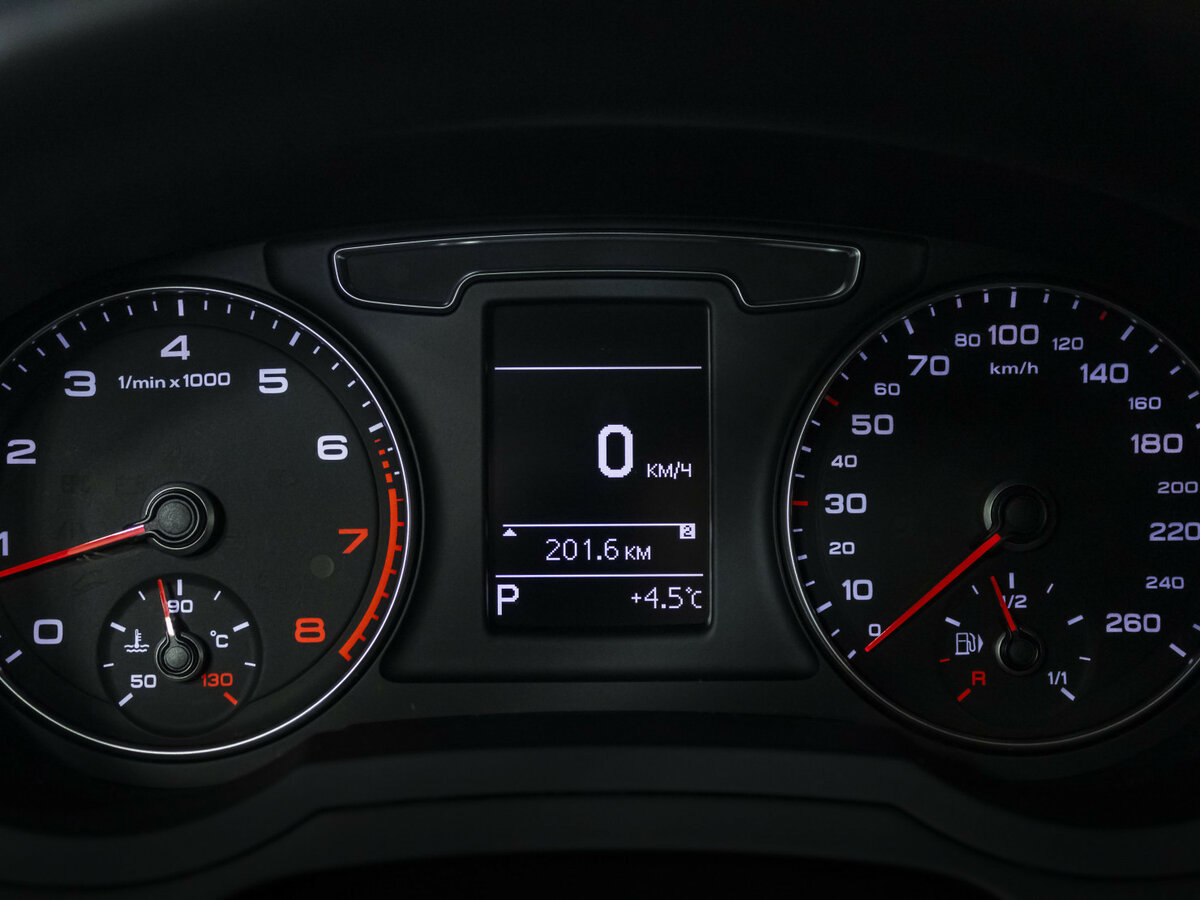 Audi Q3 б/у, 2015, Роботизированная. Фото: #10