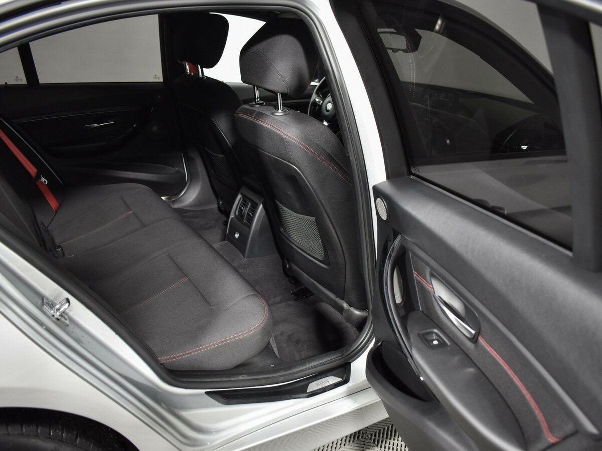 BMW 3 серии б/у, 2012, Автоматическая. Фото: #11