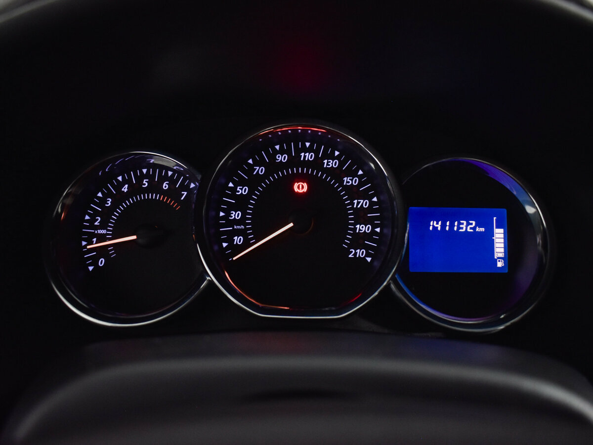 Renault Sandero б/у, 2016, Механическая. Фото: #18