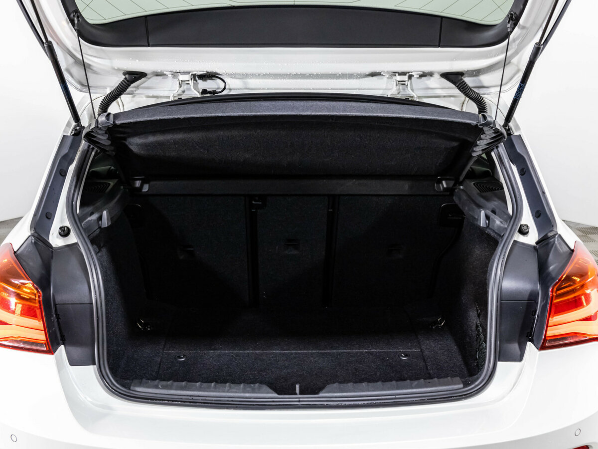 BMW 1 серии б/у, 2017, Автоматическая. Фото: #23