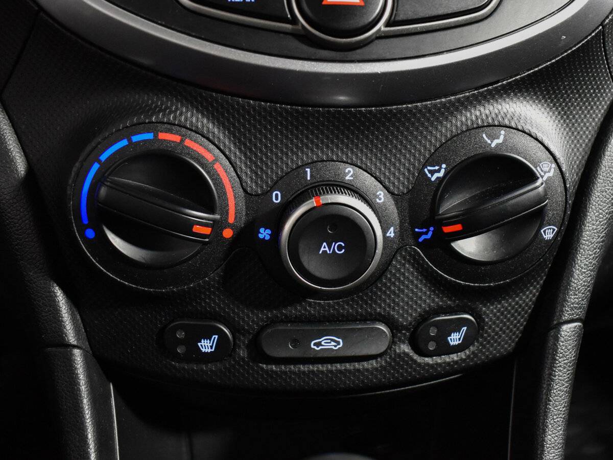 Hyundai Solaris б/у, 2015, Автоматическая. Фото: #15